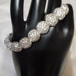 Beautiful rhinestone bracelet silver tone NWT (sku 750)
